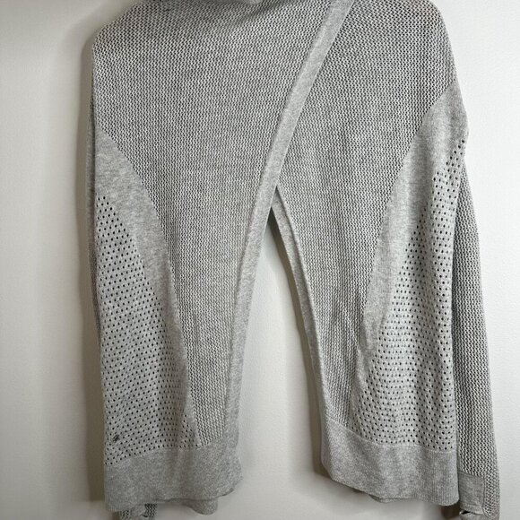 Lululemon Cardigan Womens 2 Open Hooded Sweater Lightweight Knit Yoga Lounge - Picture 12 of 12